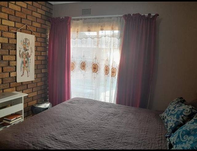 3 BEDROOM TOWNHOUSE FOR SALE IN DALPARK EXT 1